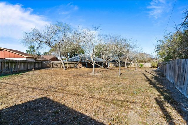 3214 Musket Ln, Corpus Christi, TX 78410