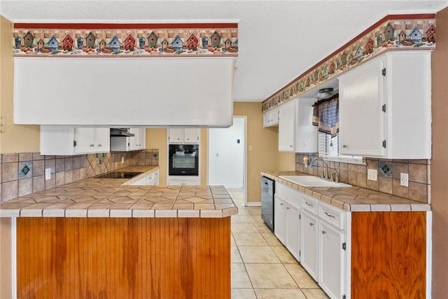 3214 Musket Ln, Corpus Christi, TX 78410