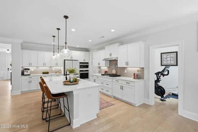 18 W Lightning Bug Lane, Hampstead, NC 28443