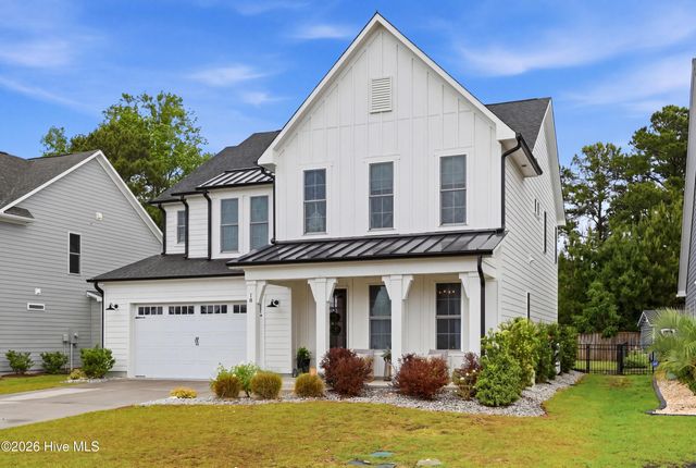 18 W Lightning Bug Lane, Hampstead, NC 28443
