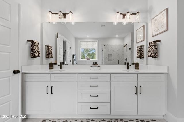 18 W Lightning Bug Lane, Hampstead, NC 28443