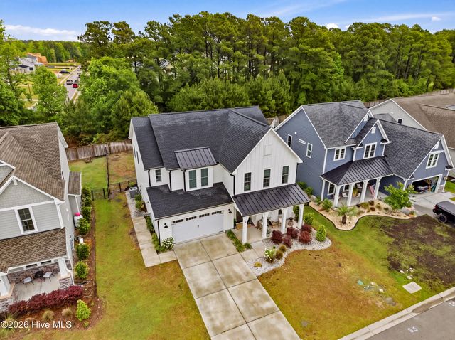 18 W Lightning Bug Lane, Hampstead, NC 28443