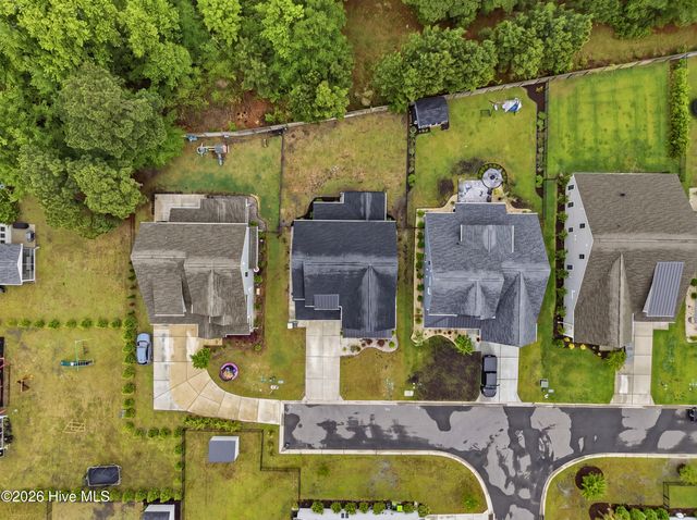 18 W Lightning Bug Lane, Hampstead, NC 28443