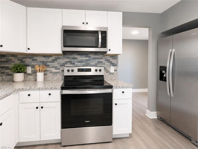 914 Widgeon RD, Norfolk, VA 23513