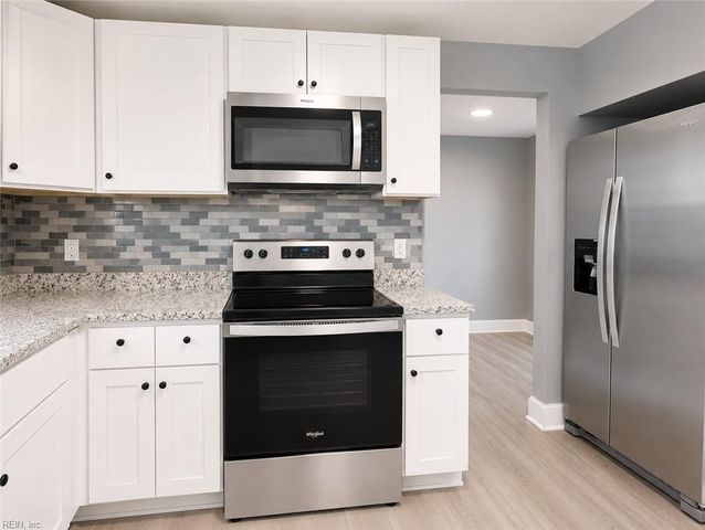914 Widgeon RD, Norfolk, VA 23513