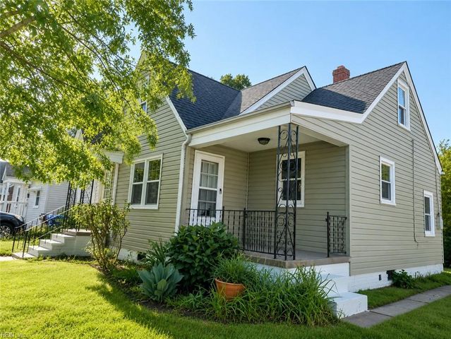 914 Widgeon RD, Norfolk, VA 23513
