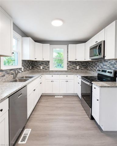 914 Widgeon RD, Norfolk, VA 23513