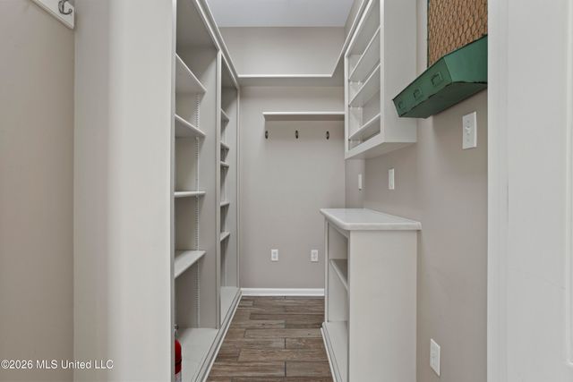 3104 Stonewood Drive, Ocean Springs, MS 39564