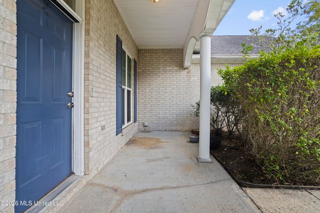 3104 Stonewood Drive, Ocean Springs, MS 39564