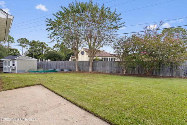 3104 Stonewood Drive, Ocean Springs, MS 39564