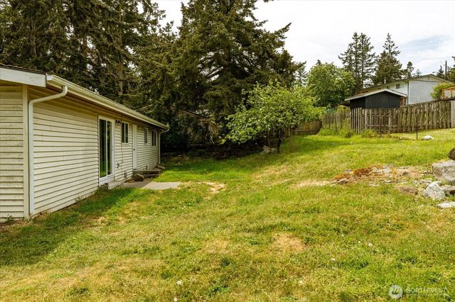 2642 Olympic Drive, Oak Harbor, WA 98277