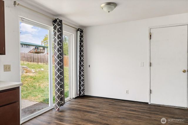 2642 Olympic Drive, Oak Harbor, WA 98277