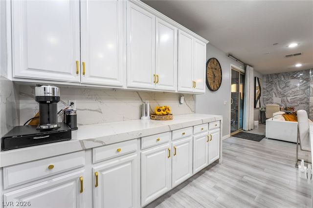 823 East Via De Santa Maria, Henderson, NV 89011