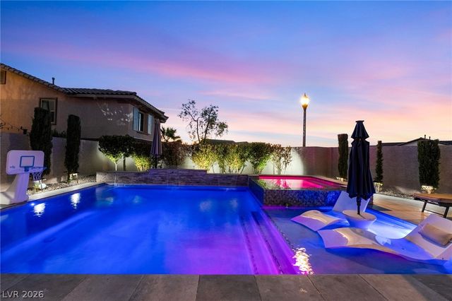 823 East Via De Santa Maria, Henderson, NV 89011