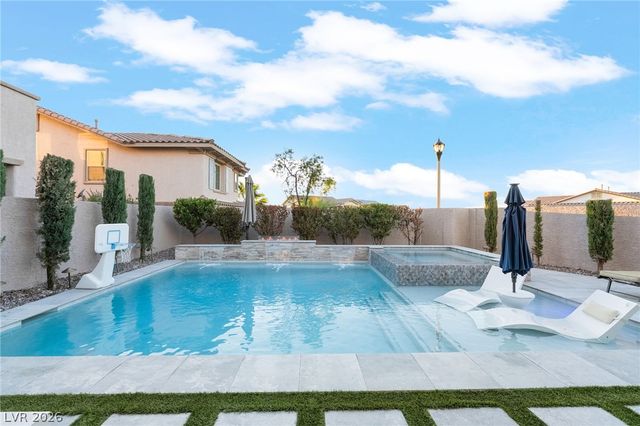 823 East Via De Santa Maria, Henderson, NV 89011