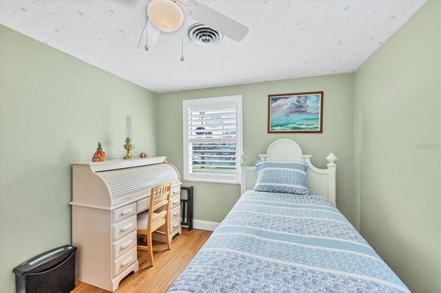 825 E 5TH STREET, Englewood, FL 34223