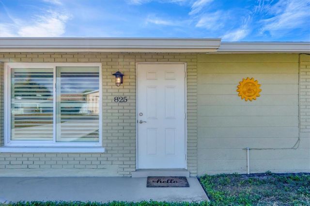 825 E 5TH STREET, Englewood, FL 34223