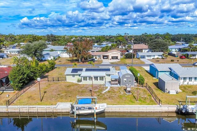 825 E 5TH STREET, Englewood, FL 34223