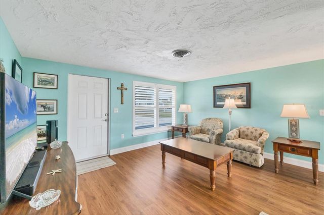 825 E 5TH STREET, Englewood, FL 34223