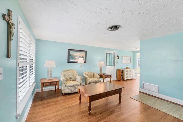 825 E 5TH STREET, Englewood, FL 34223