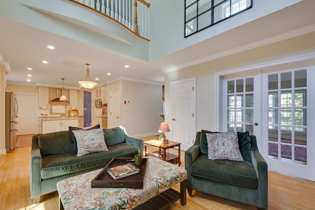 5 Bretton Rd, Dover, MA 02030