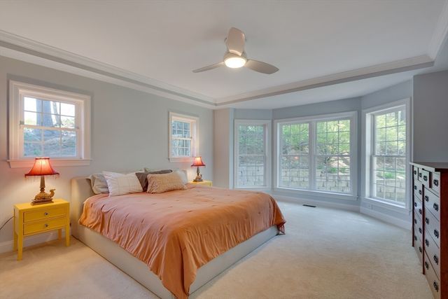 5 Bretton Rd, Dover, MA 02030