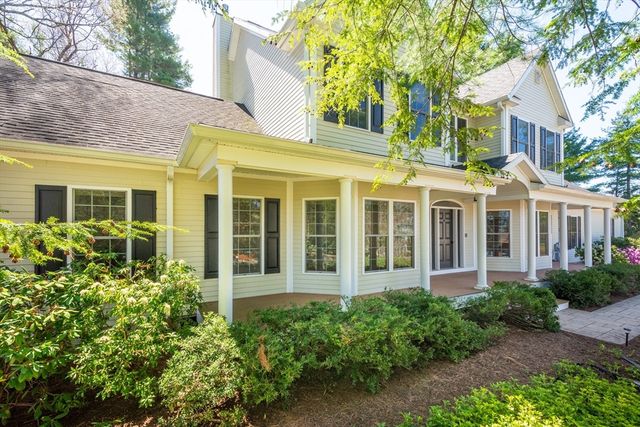 5 Bretton Rd, Dover, MA 02030