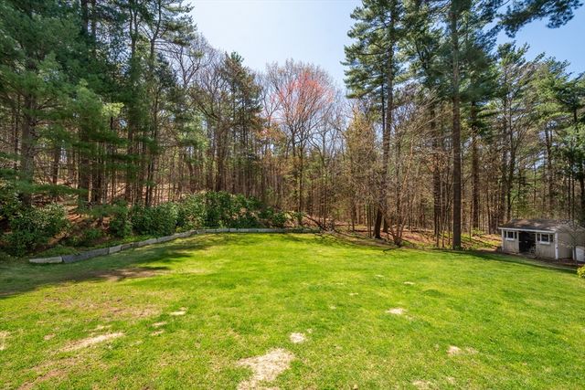 5 Bretton Rd, Dover, MA 02030