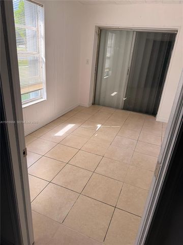 4401 N Australian Ave, West Palm Beach, FL 33407