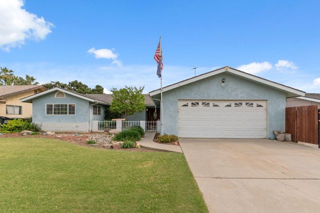 3349 W Cutler Avenue, Visalia, CA 93277