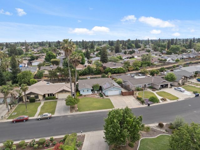 3349 W Cutler Avenue, Visalia, CA 93277