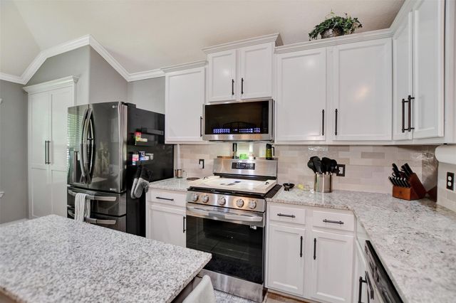 1620 Hickory Burl Lane, Conroe, TX 77301
