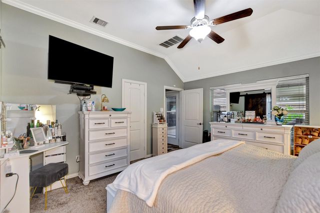 1620 Hickory Burl Lane, Conroe, TX 77301