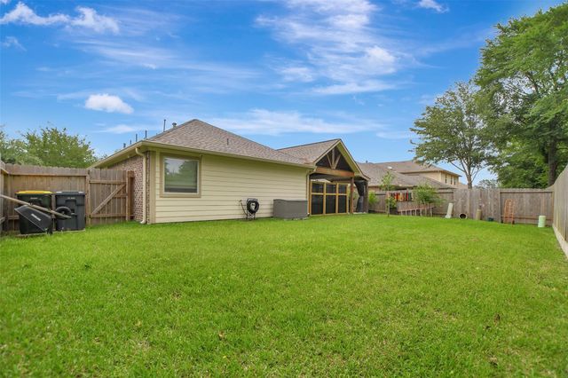 1620 Hickory Burl Lane, Conroe, TX 77301