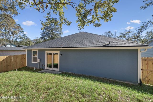 6347 MONCRIEF Road W, Jacksonville, FL 32219