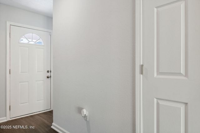 6347 MONCRIEF Road W, Jacksonville, FL 32219