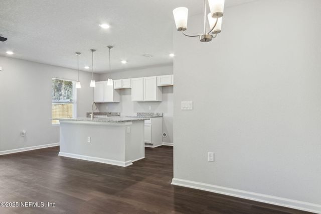 6347 MONCRIEF Road W, Jacksonville, FL 32219