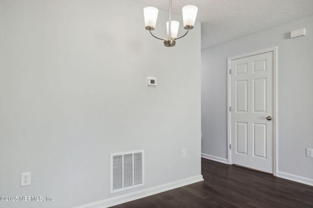 6347 MONCRIEF Road W, Jacksonville, FL 32219