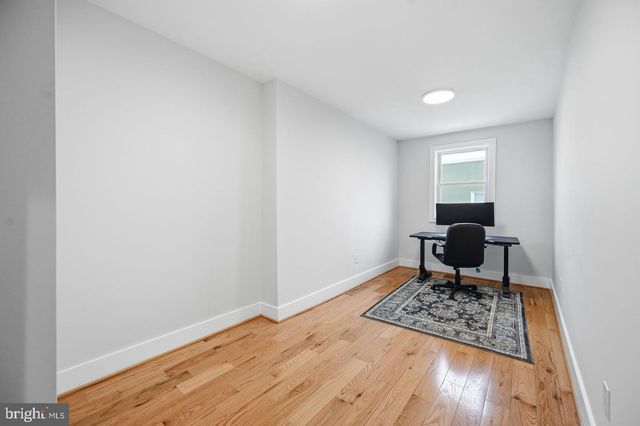 4902 4TH ST NW, Washington, DC 20011
