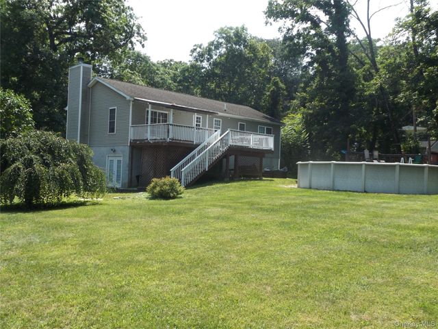 185 Ring Road, Hyde Park, NY 12578