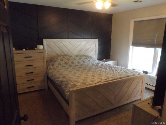 185 Ring Road, Hyde Park, NY 12578