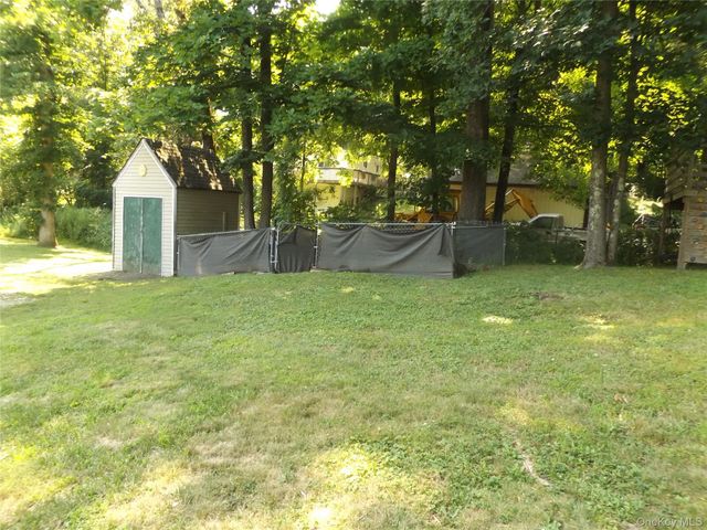 185 Ring Road, Hyde Park, NY 12578