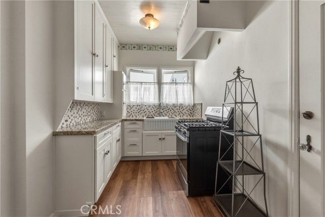 1530 Miramar 5, Newport Beach, CA 92661