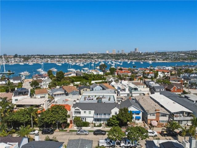 1530 Miramar 5, Newport Beach, CA 92661