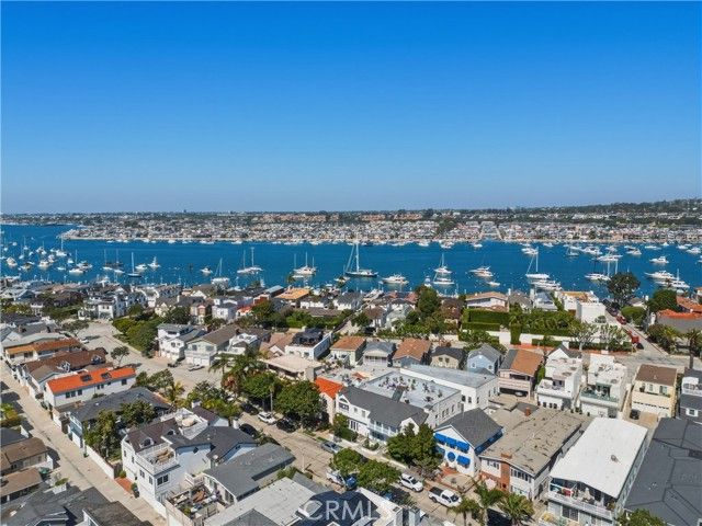 1530 Miramar 5, Newport Beach, CA 92661