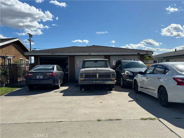 1094 E D St., Ontario, CA 91764