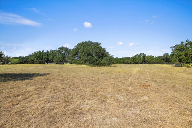 27509 Waterfall Hill PKWY, Spicewood, TX 78669