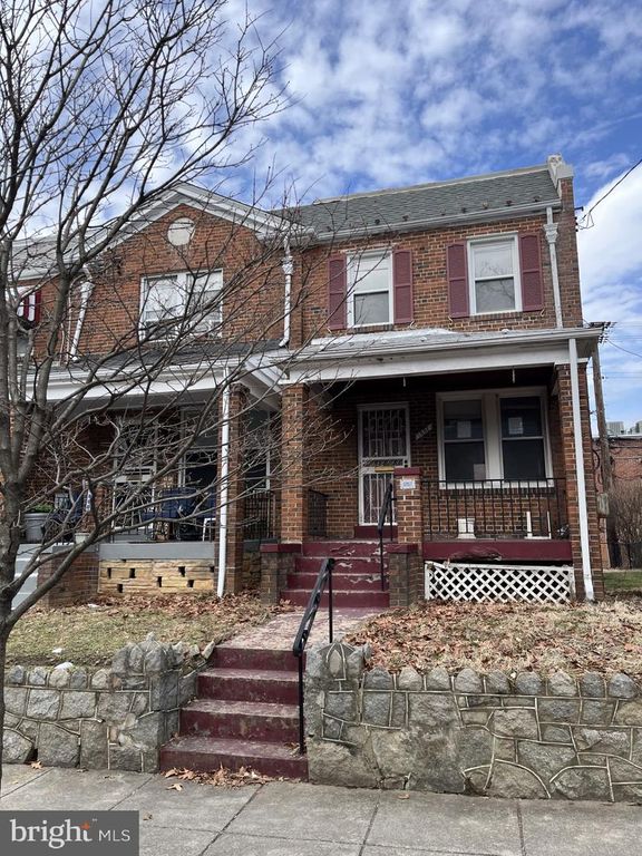 1807 FORT DAVIS ST SE, Washington, DC 20020