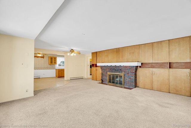 5430 Lakeshore Road, Fort Gratiot Charter Township, MI 48059