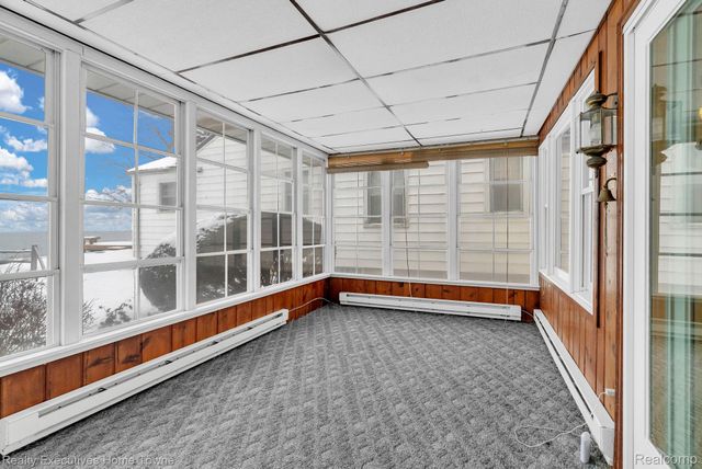 5430 Lakeshore Road, Fort Gratiot Charter Township, MI 48059